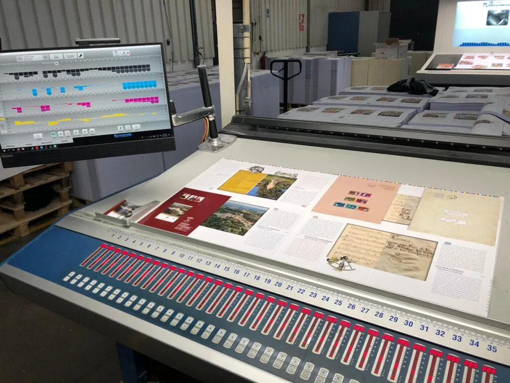 Formação e Consultoria Artes Gráficas